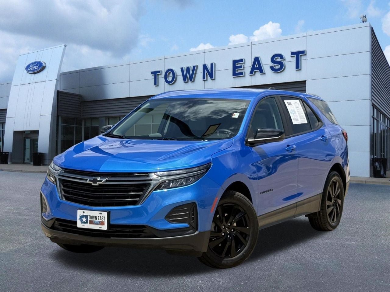 Used 2024 Chevrolet Equinox LS w/ Sport Edition FWD image 1