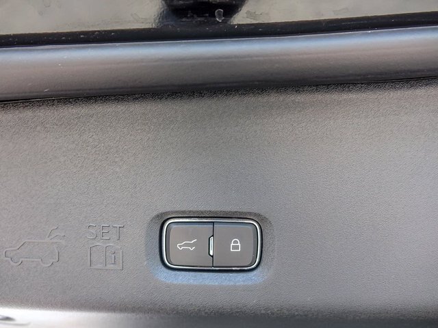Certified 2025 Ford Expedition Platinum w/ Driver's Package AWD/4WD image 29