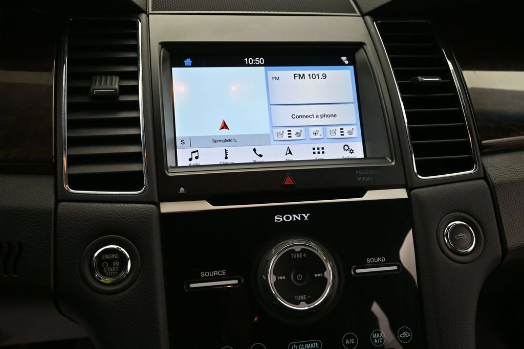 Certified 2019 Ford Taurus Limited AWD/4WD image 10