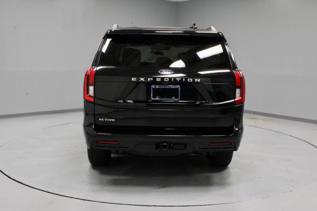 Certified 2025 Ford Expedition Active AWD/4WD image 10
