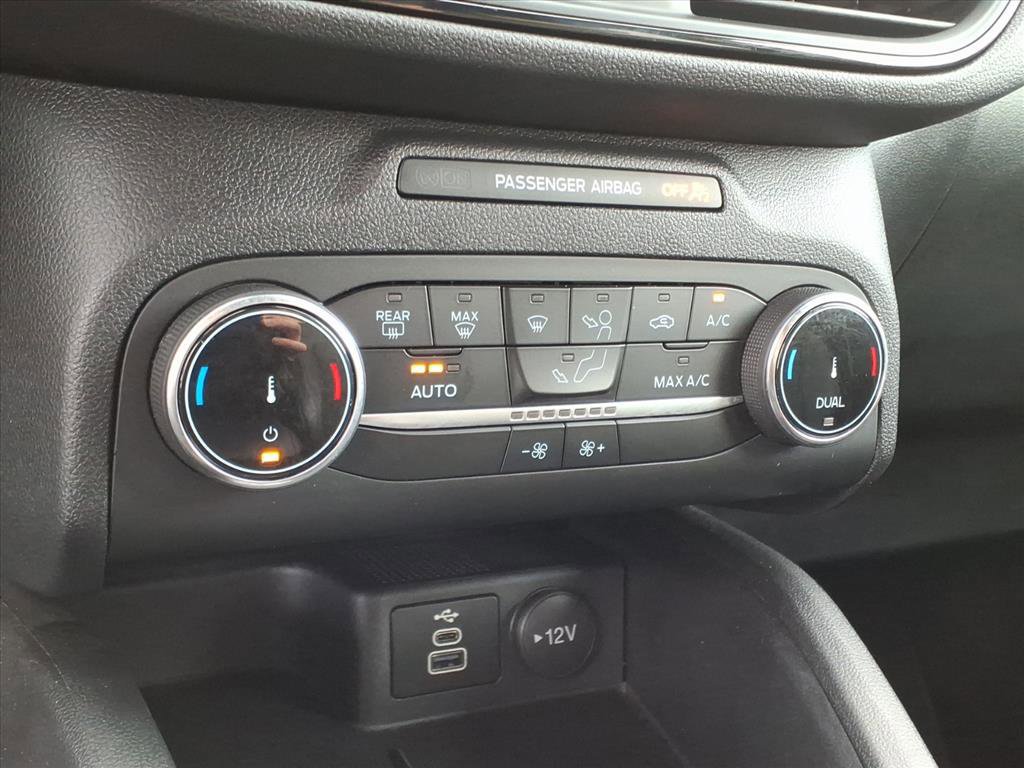 Certified 2025 Ford Escape ST-Line image 21