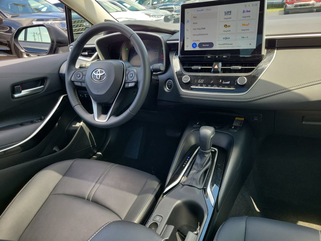 Used 2025 Toyota Corolla XLE FWD image 13