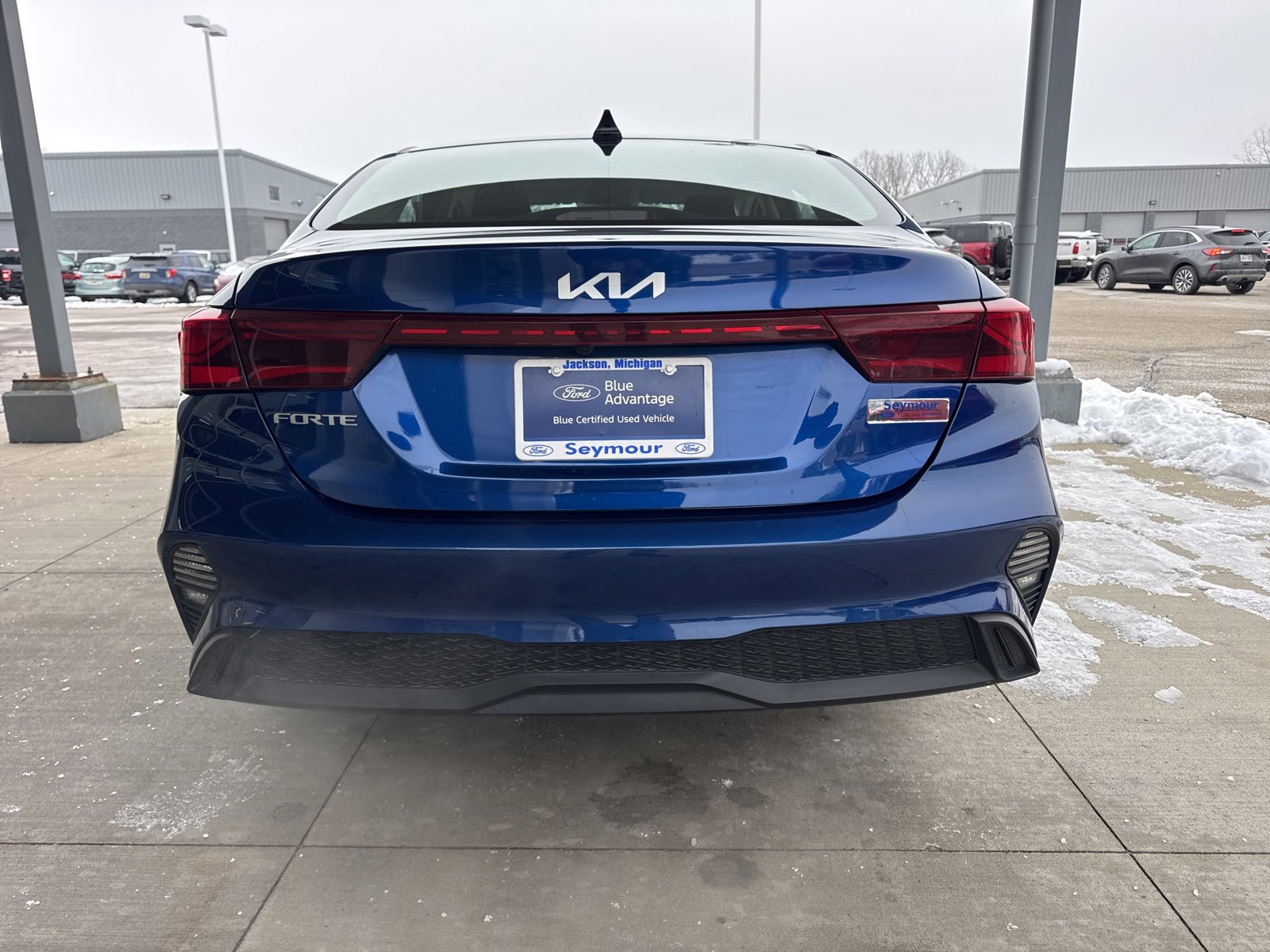 Used 2024 Kia Forte LXS image 6