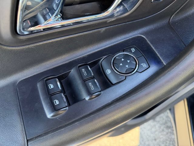 Certified 2018 Ford Taurus SHO w/ Driver Assist Package AWD/4WD image 6