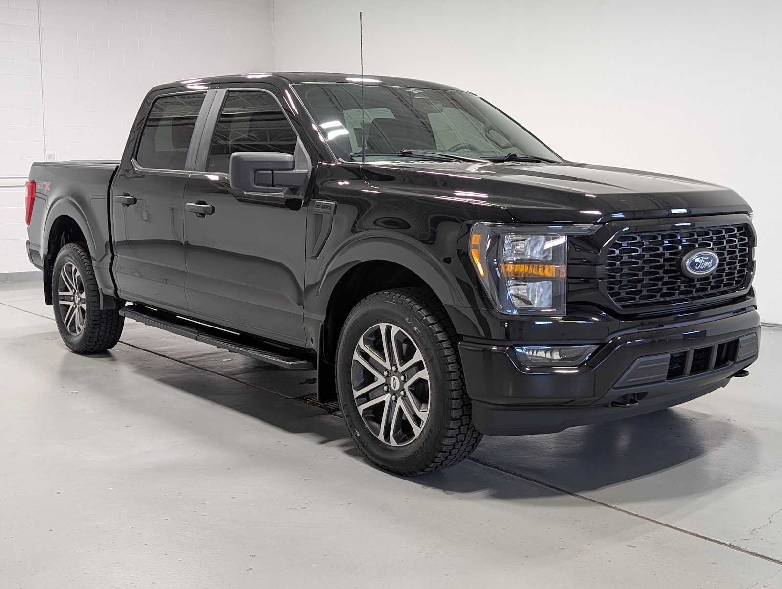 Certified 2023 Ford F150 XL w/ STX Appearance Package AWD/4WD image 6