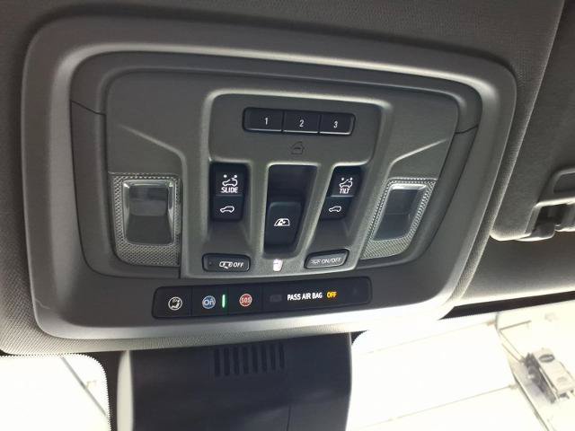 Used 2025 Chevrolet Silverado 2500 LTZ w/ Trail Boss Package AWD/4WD image 33