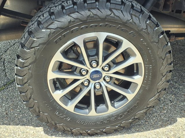 Certified 2020 Ford F150 XLT w/ Equipment Group 302A Luxury AWD/4WD image 29