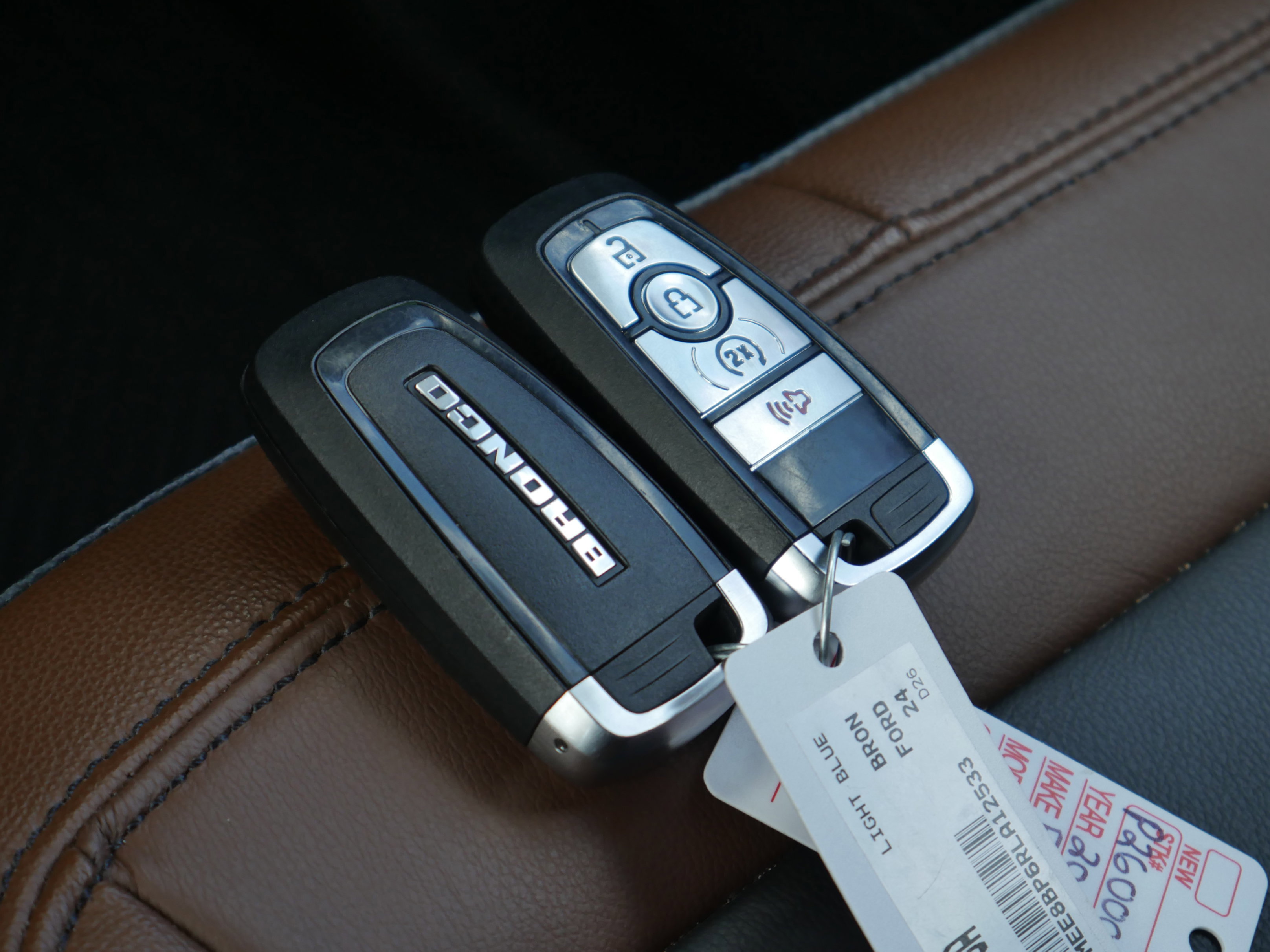 Certified 2024 Ford Bronco Outer Banks AWD/4WD image 35