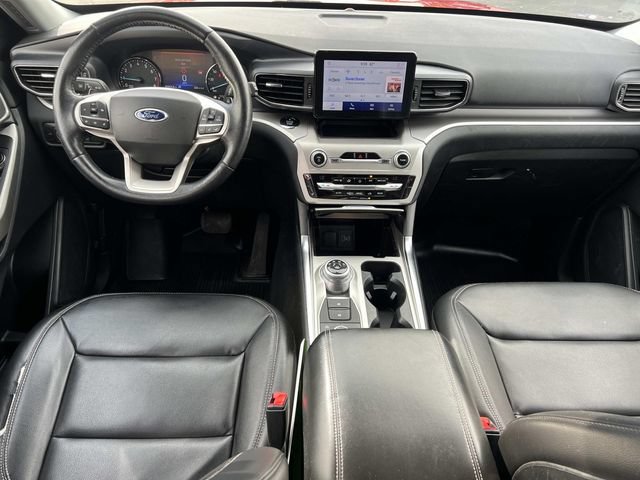 Certified 2020 Ford Explorer XLT w/ Equipment Group 202A AWD/4WD image 14