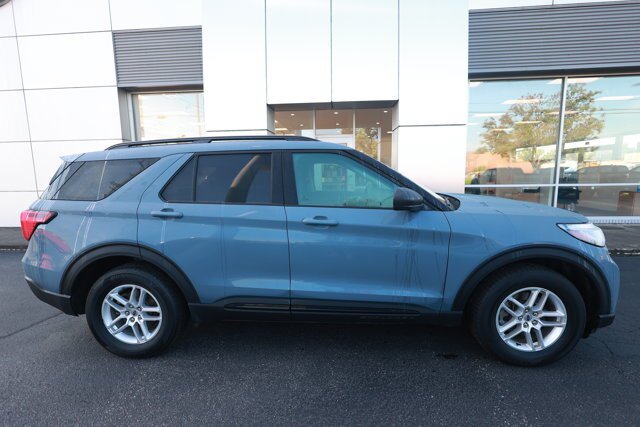 Certified 2026 Ford Explorer Active AWD/4WD image 3