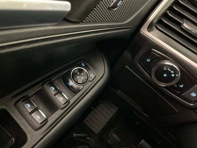 Certified 2023 Ford Edge SE w/ Black Appearance Package image 19