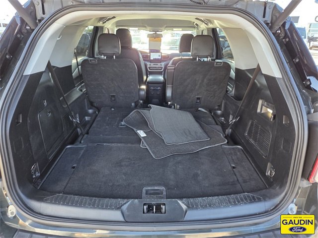 Certified 2022 Ford Explorer XLT w/ Equipment Group 202A image 14