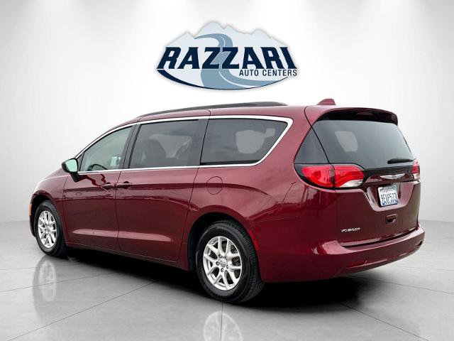 Used 2020 Chrysler Voyager Lxi FWD image 5