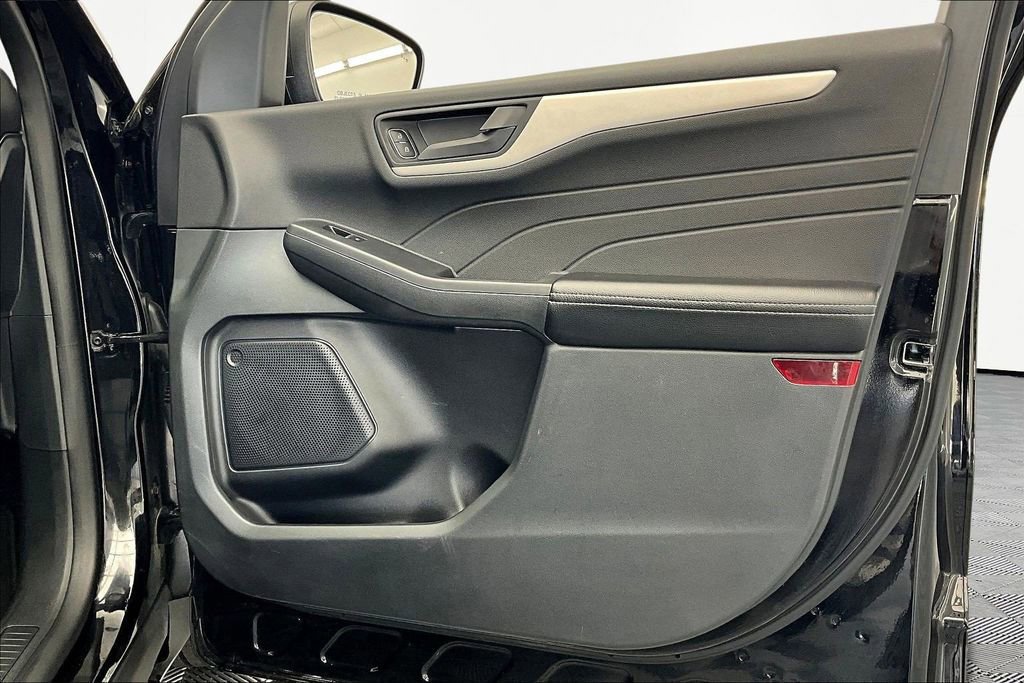 Certified 2022 Ford Escape SE w/ Convenience Package image 24