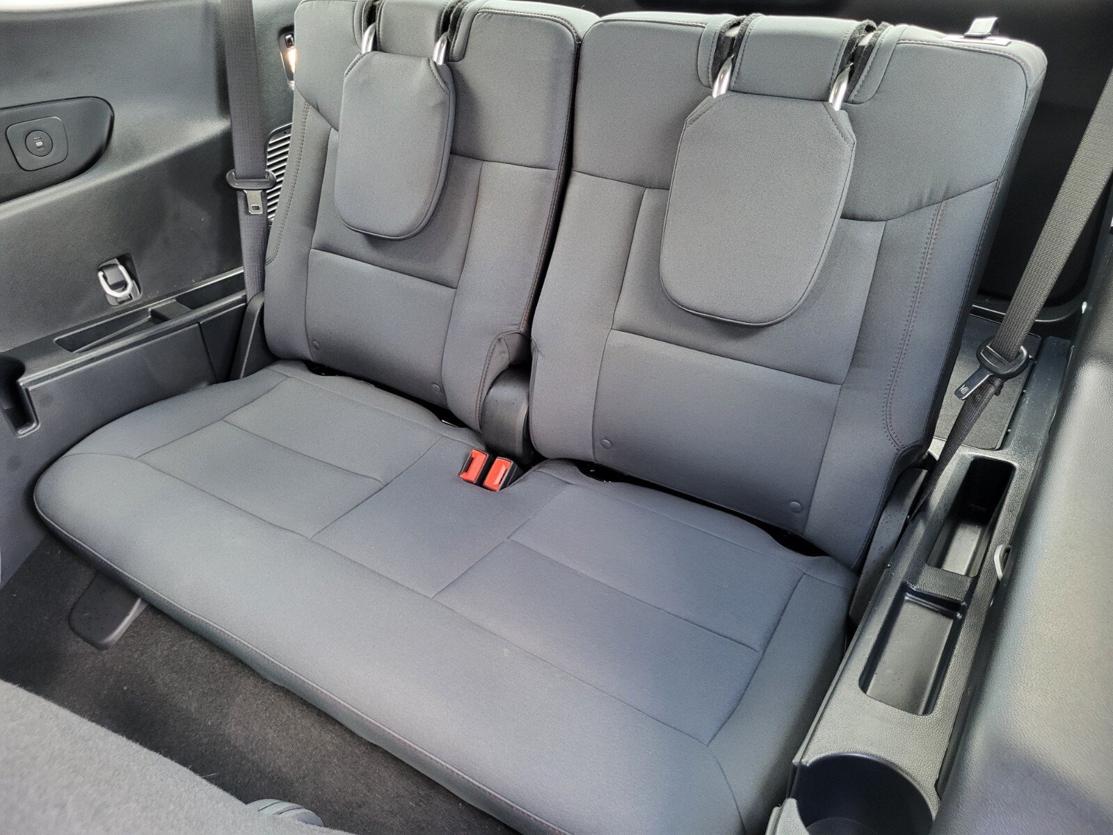 Certified 2025 Ford Explorer Active RWD image 19