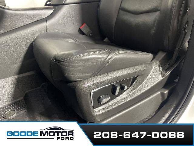 Used 2019 Cadillac Escalade Premium Luxury AWD/4WD image 11