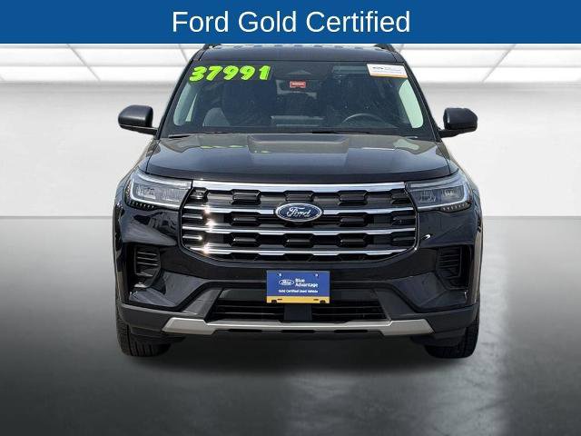 Certified 2025 Ford Explorer Active AWD/4WD image 2