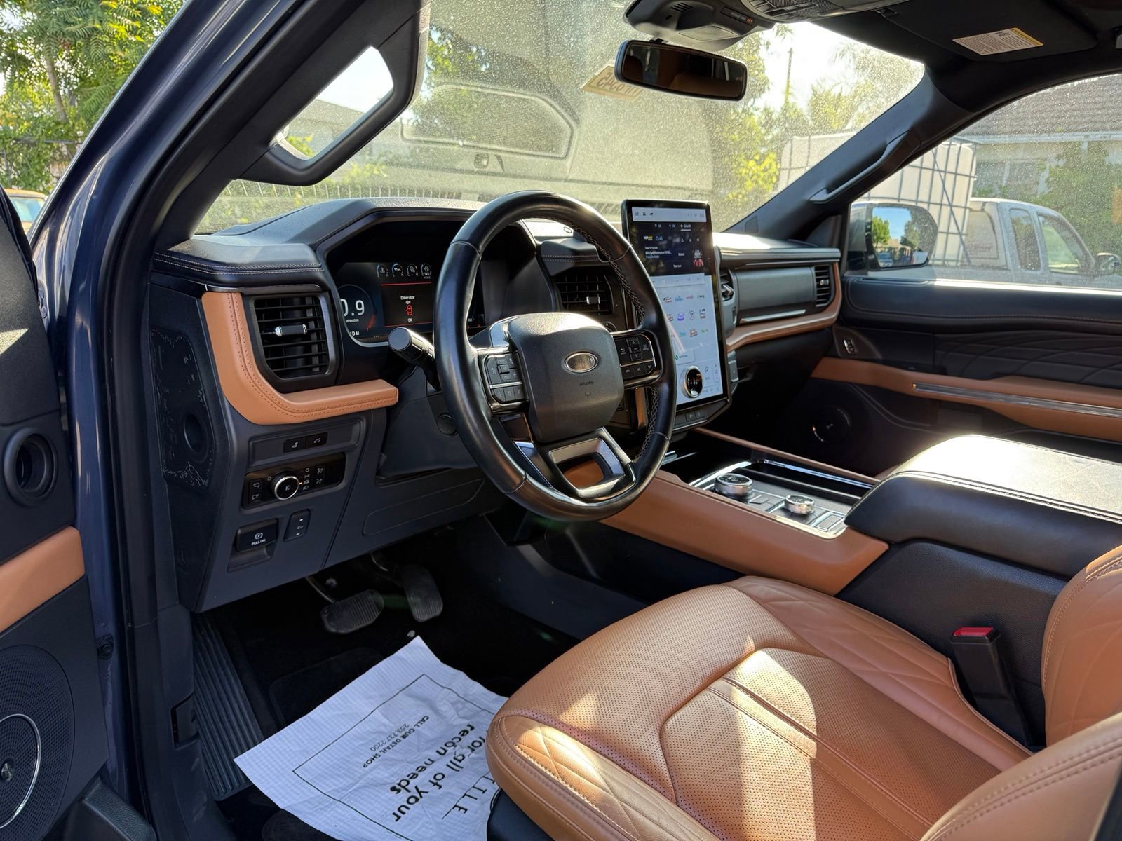 Certified 2023 Ford Expedition Max Platinum AWD/4WD image 5