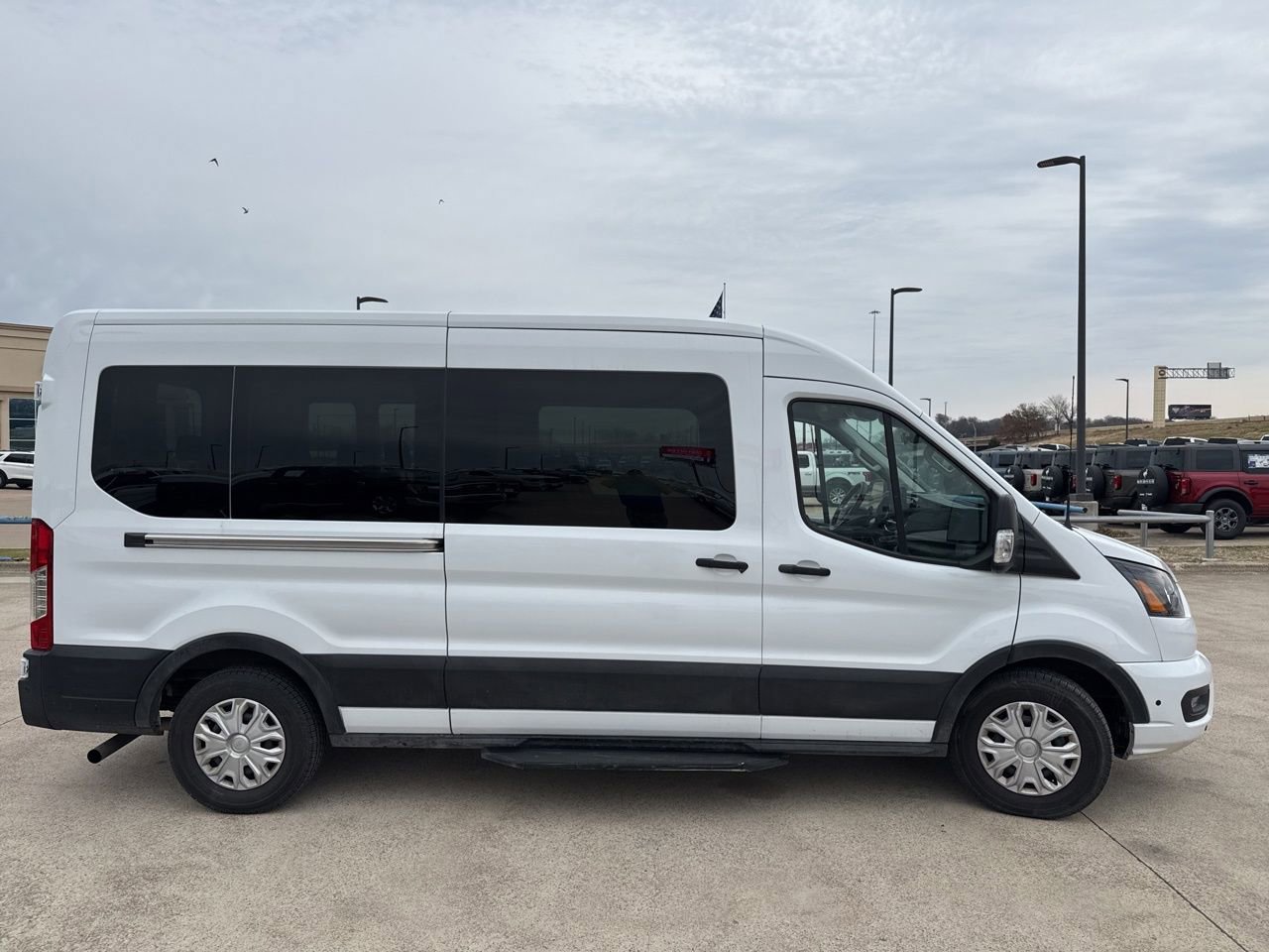 Certified 2025 Ford Transit 350 XLT image 17