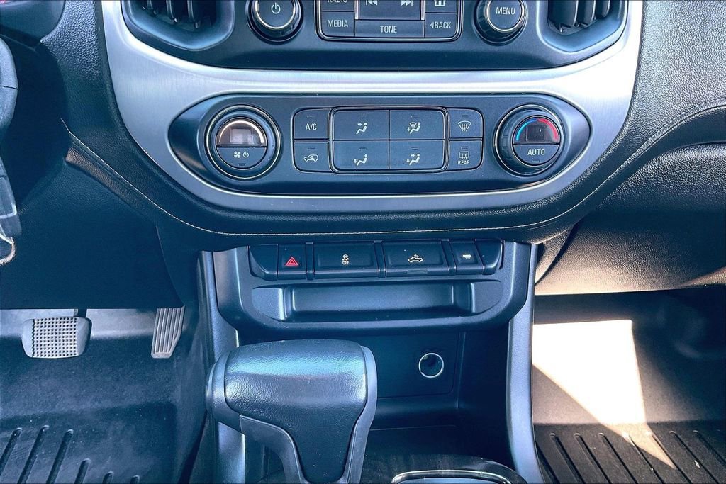 Used 2017 GMC Canyon SLE w/ SLE Convenience Package image 34