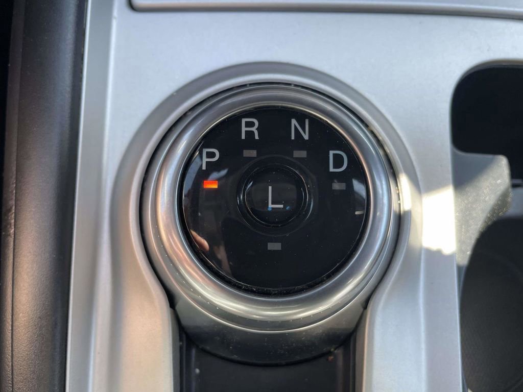 Certified 2024 Ford Explorer XLT image 17