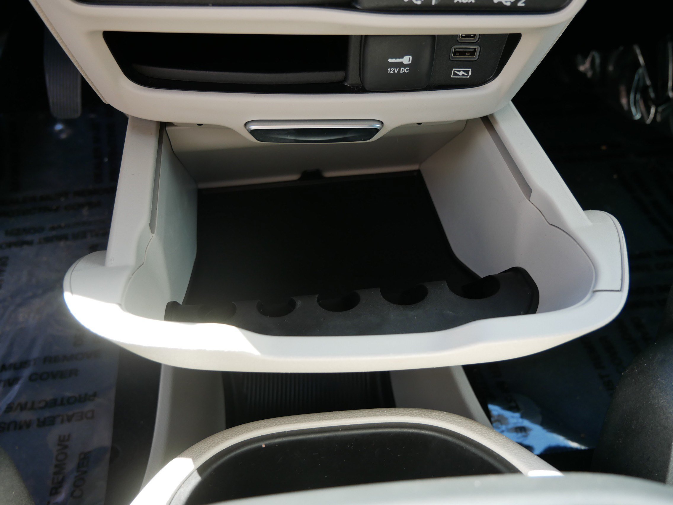Used 2022 Chrysler Pacifica Touring-L FWD image 35