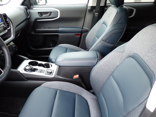 Certified 2024 Ford Bronco Sport Outer Banks image 11