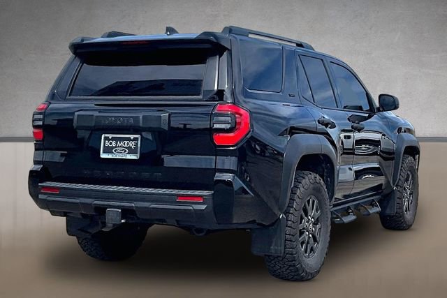 Used 2025 Toyota 4Runner SR5 AWD/4WD image 2