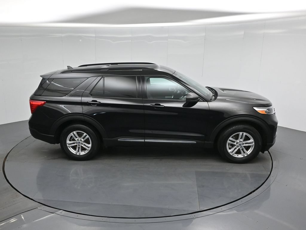 Certified 2023 Ford Explorer XLT RWD image 37