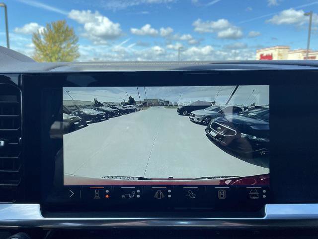 Used 2024 Chevrolet Silverado 1500 High Country w/ Technology Package image 25