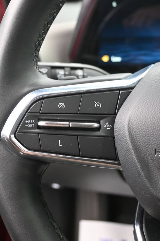 Used 2025 Chevrolet Equinox LT w/ Convenience Package II FWD image 17
