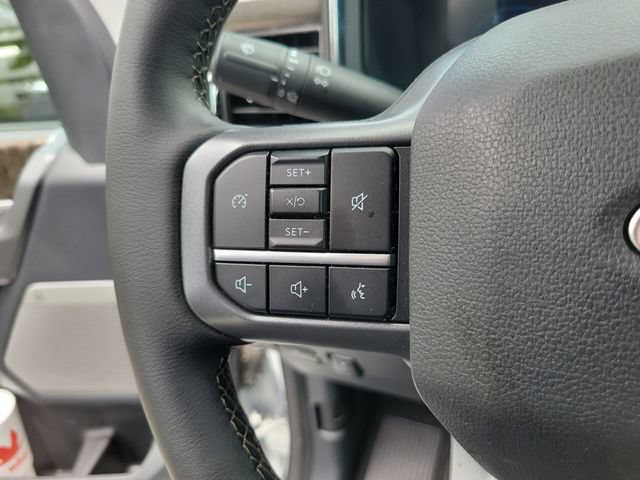 Certified 2025 Ford F450 Lariat AWD/4WD image 24