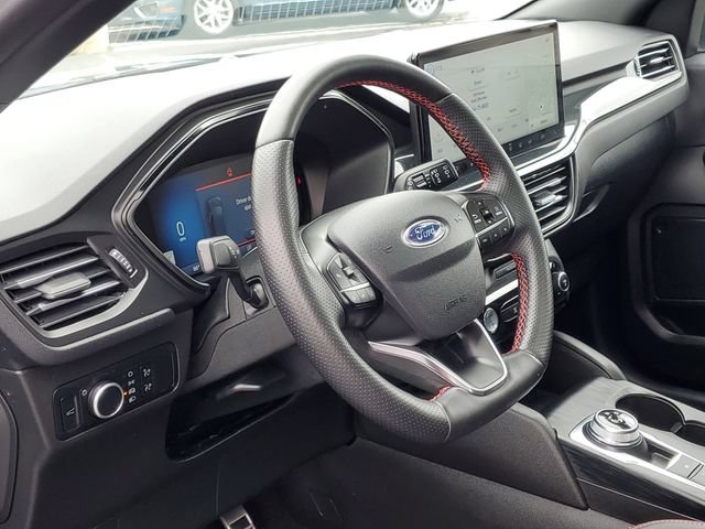Certified 2024 Ford Escape ST-Line w/ Tech Pack #1 AWD/4WD image 13