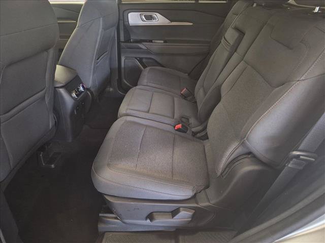 Certified 2025 Ford Explorer Active AWD/4WD image 19