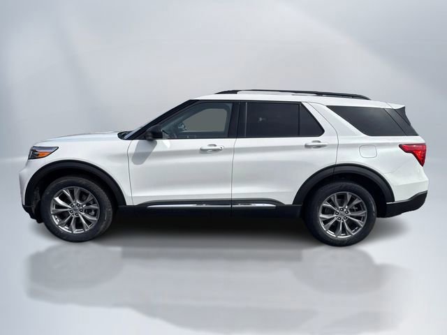 Certified 2023 Ford Explorer XLT w/ Equipment Group 202A image 2