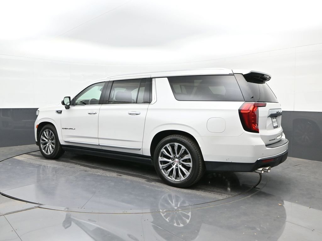 Used 2021 GMC Yukon XL Denali w/ Denali Ultimate Package AWD/4WD image 5