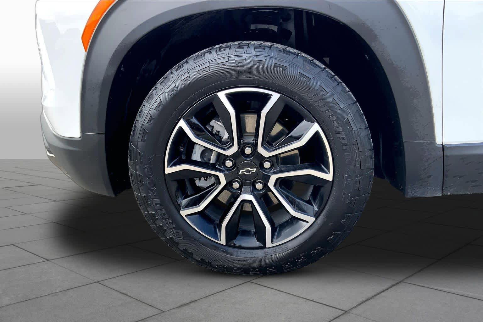 Used 2024 Chevrolet TrailBlazer ACTIV w/ Driver Confidence Package FWD image 11
