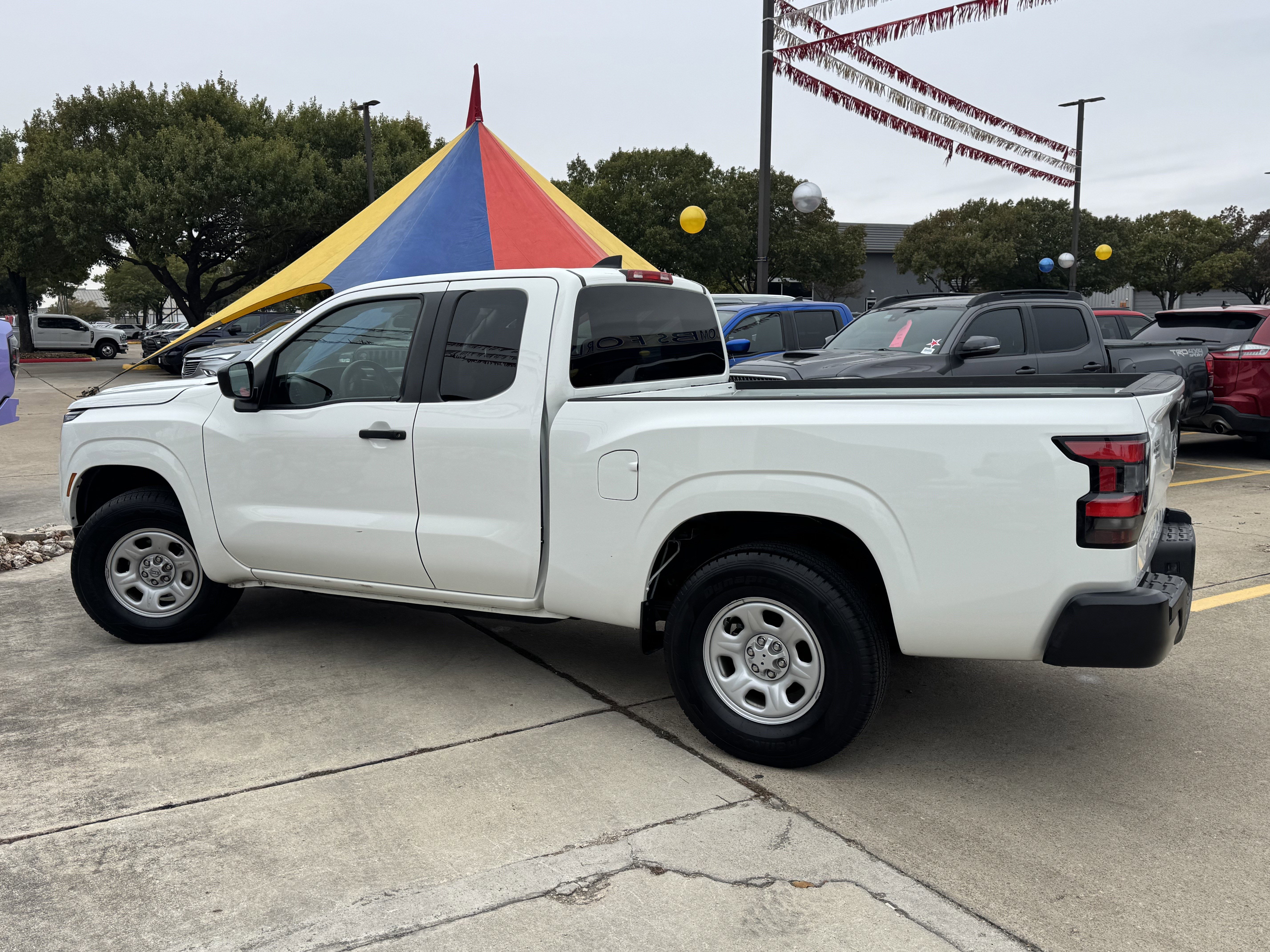 Used 2023 Nissan Frontier S image 8