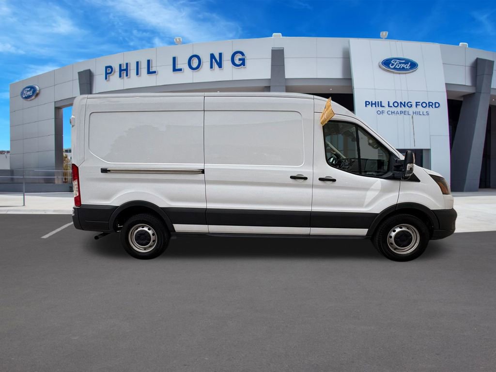 Certified 2022 Ford Transit 250 Medium Roof RWD image 6