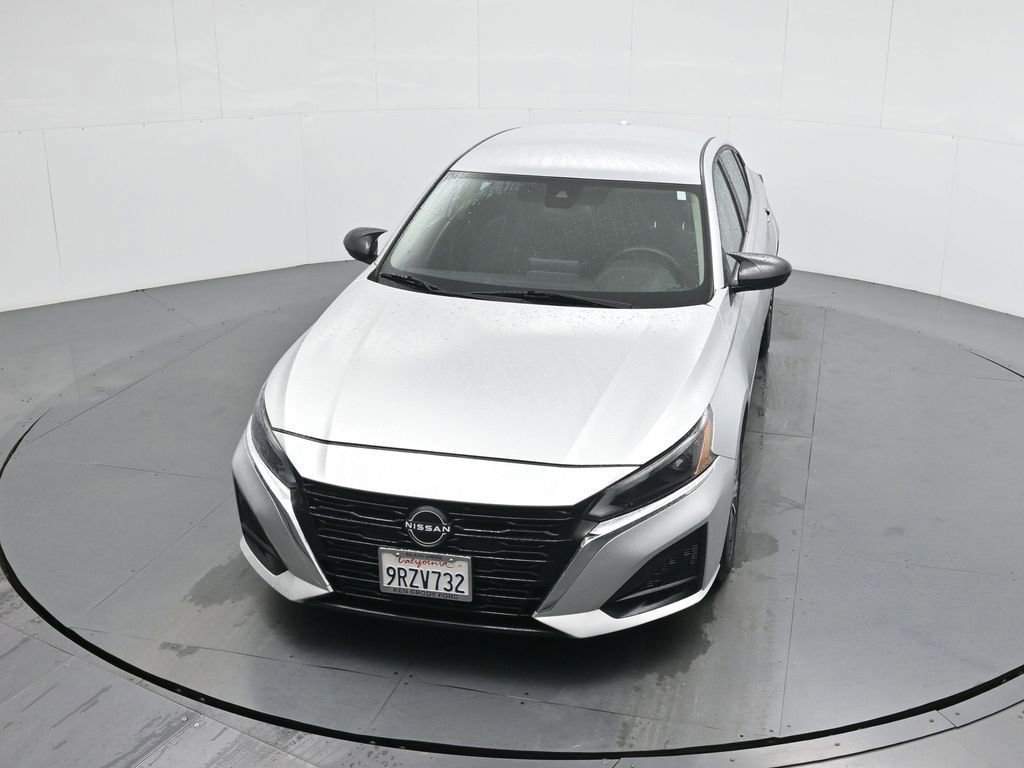 Used 2023 Nissan Altima 2.5 SV image 26