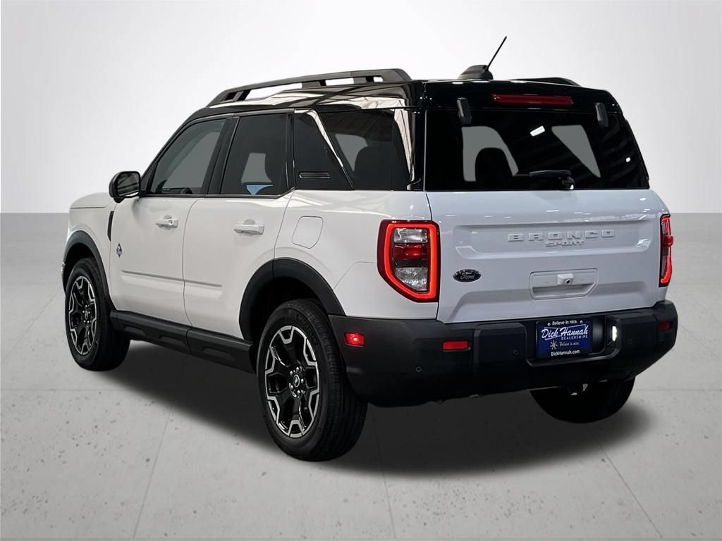 Certified 2025 Ford Bronco Sport Outer Banks w/ Outer Banks Tech Package+ AWD/4WD image 16