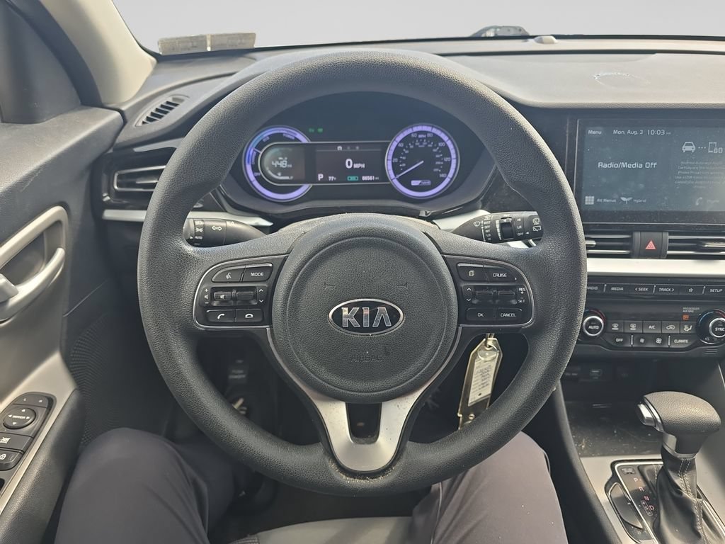 Used 2020 Kia Niro LX FWD image 4
