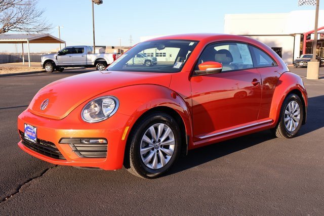 Used 2019 Volkswagen Beetle 2.0T S image 6