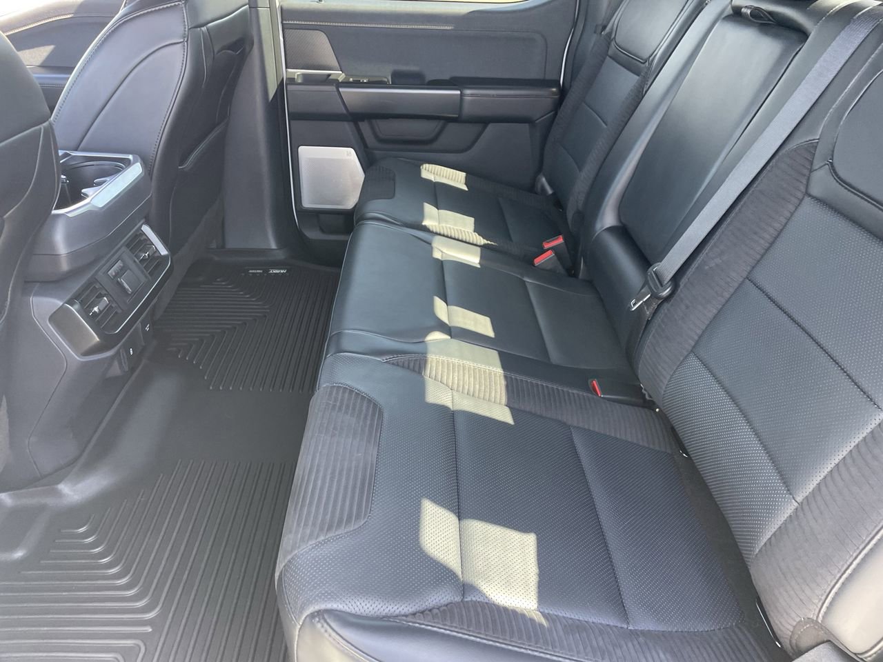 Certified 2023 Ford F150 Raptor w/ Raptor 37 Performance Package AWD/4WD image 14