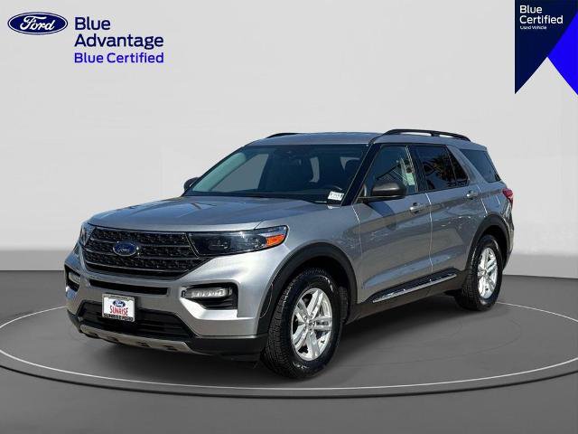 Certified 2022 Ford Explorer XLT w/ Equipment Group 202A RWD image 1