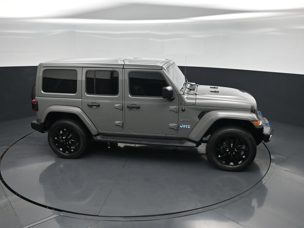 Used 2023 Jeep Wrangler Unlimited Sahara w/ Cold Weather Group AWD/4WD image 51
