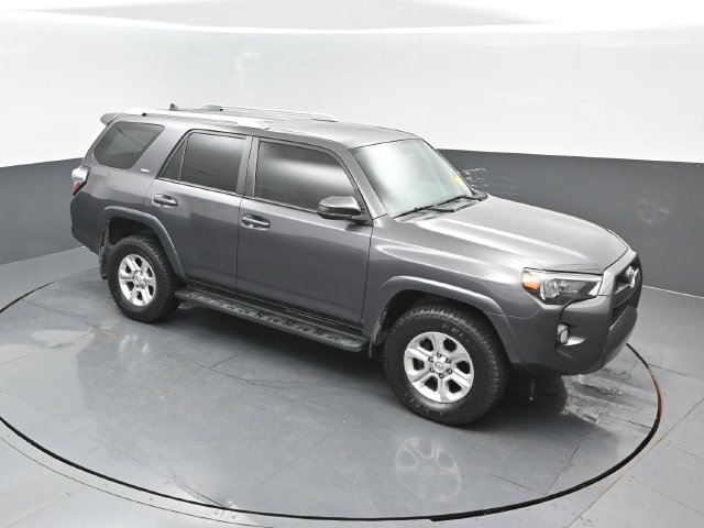 Used 2018 Toyota 4Runner SR5 AWD/4WD image 20