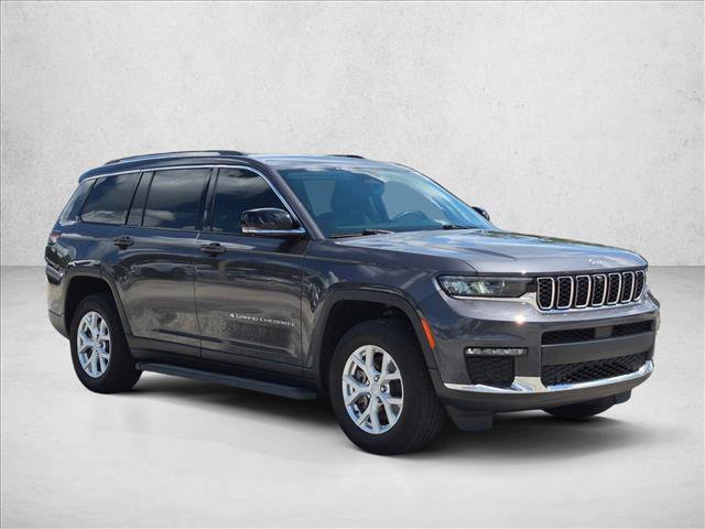 Used 2023 Jeep Grand Cherokee L Limited w/ Luxury Tech Group II AWD/4WD image 3