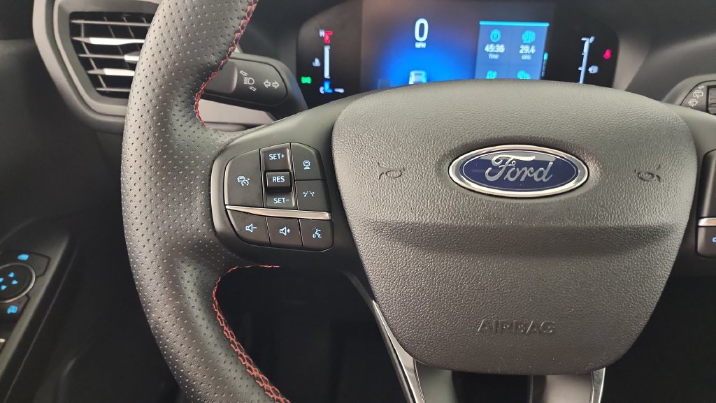 Certified 2024 Ford Escape ST-Line w/ Tech Pack #1 AWD/4WD image 19