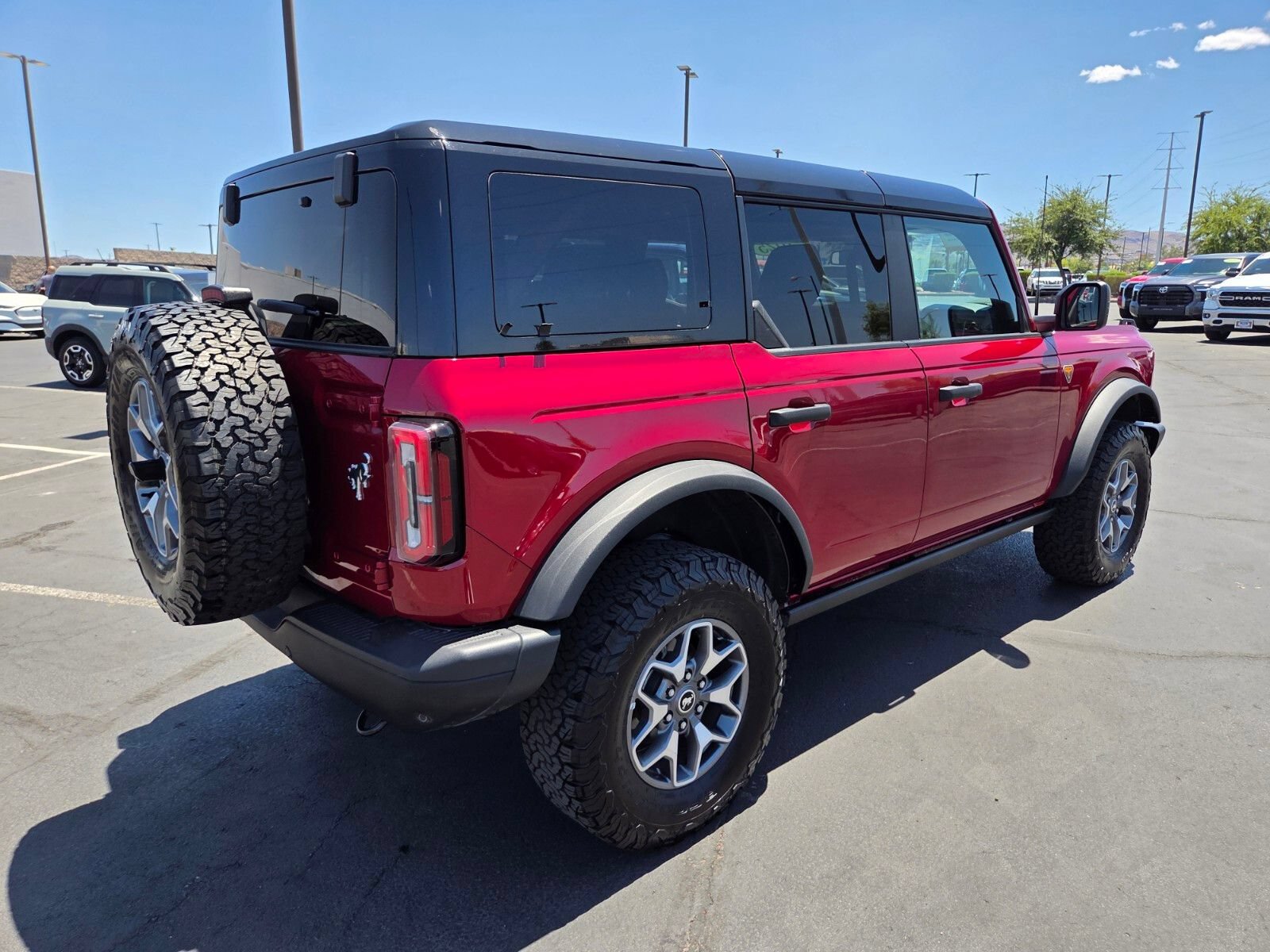 Certified 2025 Ford Bronco Badlands AWD/4WD image 6